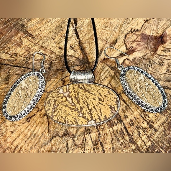 Manganese German Dendrite Pendant & Earrings Set - Picture 3 of 6